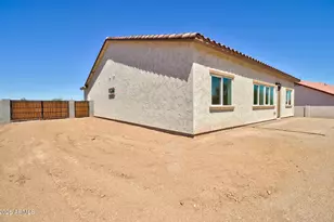 14663 S Country Club Dr, Arizona City, AZ 85123 - Photo 28
