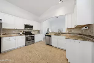 2340 W Goldmine Mountain Dr, San Tan Valley, AZ 85144 - Photo 6