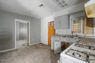 1312 W Sunland Ave, Phoenix, AZ 85041 - Photo 16