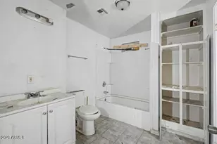 1312 W Sunland Ave, Phoenix, AZ 85041 - Photo 36