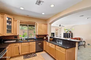 29801 N 71st Dr, Peoria, AZ 85383 - Photo 14