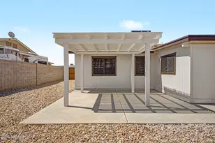 9010 W Griswold Rd, Peoria, AZ 85345 - Photo 32