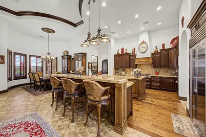 9817 E Winter Sun Drive, Scottsdale, AZ 85262 - Photo 2