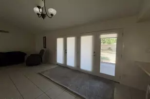 2618 W Knowles Ave, Mesa, AZ 85202 - Photo 4