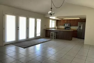 2618 W Knowles Ave, Mesa, AZ 85202 - Photo 14