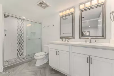 16236 N 51st Street, Scottsdale, AZ 85254 - Photo 28