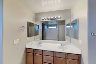 9042 W Magnolia St, Tolleson, AZ 85353 - Photo 6
