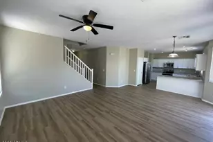 9042 W Magnolia St, Tolleson, AZ 85353 - Photo 4