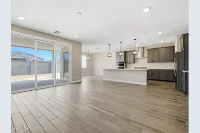 18460 W Loma Lane, Waddell, AZ 85355 - Photo 20