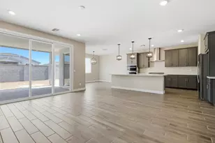 18460 W Loma Ln, Waddell, AZ 85355 - Photo 20