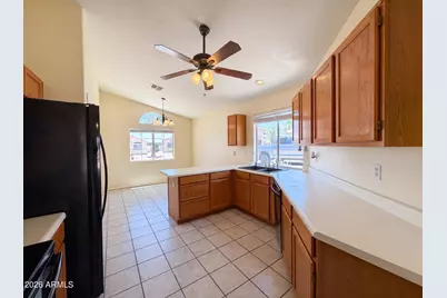 2018 E Windsong Drive, Phoenix, AZ 85048 - Photo 2