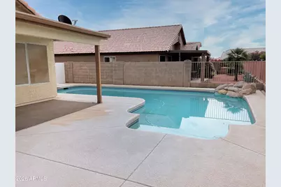 19636 N Coyote Lakes Parkway, Surprise, AZ 85378 - Photo 20