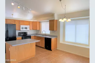 19636 N Coyote Lakes Parkway, Surprise, AZ 85378 - Photo 4