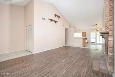 6432 W Grandview Road, Glendale, AZ 85306 - Photo 2