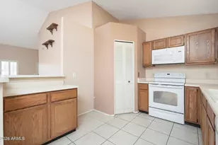 6432 W Grandview Rd, Glendale, AZ 85306 - Photo 10