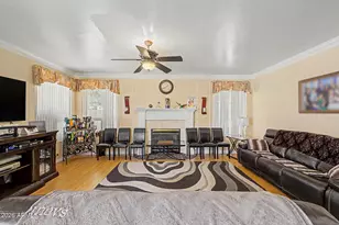 6328 W Tonopah Dr, Glendale, AZ 85308 - Photo 10