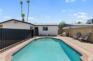 3710 W Caron St, Phoenix, AZ 85051 - Photo 6