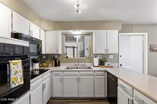 3710 W Caron St, Phoenix, AZ 85051 - Photo 12