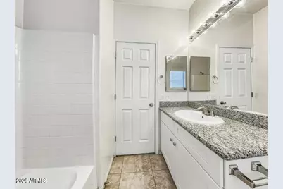 1608 S 79th Lane, Phoenix, AZ 85043 - Photo 8