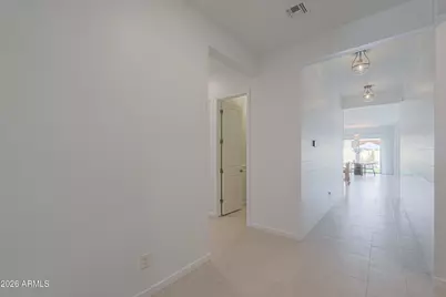 1092 E Nolan Place, Chandler, AZ 85249 - Photo 2