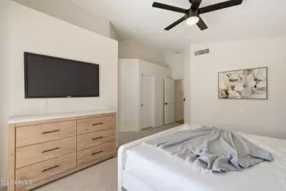 237 W Loma Vista Street, Gilbert, AZ 85233 - Photo 16