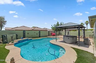 3207 W Molly Ln, Phoenix, AZ 85083 - Photo 2