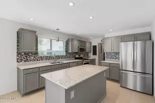 3207 W Molly Ln, Phoenix, AZ 85083 - Photo 4