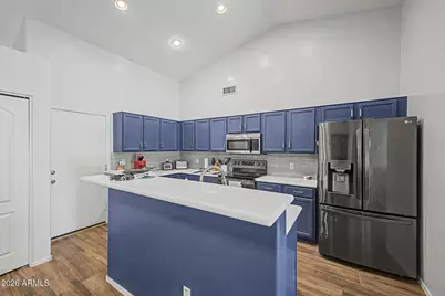 2894 W Hidalgo Street, Apache Junction, AZ 85120 - Photo 2