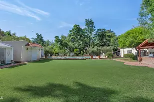 161 E Country Club Dr, Phoenix, AZ 85014 - Photo 30