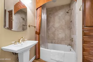 161 E Country Club Dr, Phoenix, AZ 85014 - Photo 20