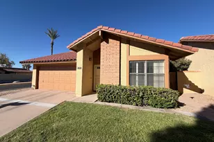 12282 S Shoshoni Dr, Phoenix, AZ 85044 - Photo 1