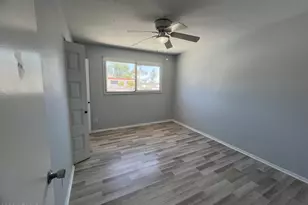 4745 W Northern Ave, Glendale, AZ 85301 - Photo 16