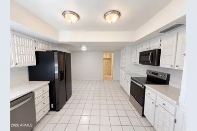 15248 N 53rd Avenue, Glendale, AZ 85306 - Photo 2