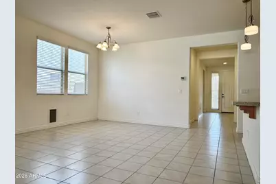 10622 E Wavelength Avenue, Mesa, AZ 85212 - Photo 4