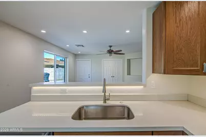 1308 E Hopi Circle, Mesa, AZ 85204 - Photo 14