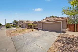 1019 E Windsor Dr, Gilbert, AZ 85296 - Photo 4