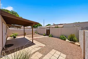 6817 W Eva St, Peoria, AZ 85345 - Photo 4
