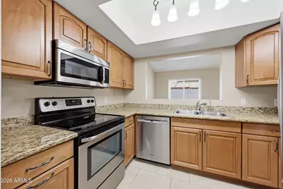 6817 W Eva Street, Peoria, AZ 85345 - Photo 2