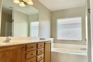 3162 W Sunshine Butte Dr, San Tan Valley, AZ 85144 - Photo 10