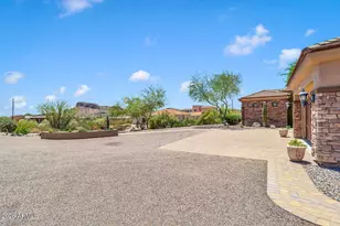 10290 E Engel Canyon Way, Gold Canyon, AZ 85118 - Photo 4