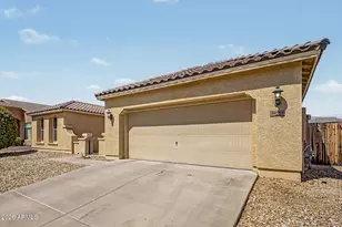 26919 N Gidiyup Trail, Phoenix, AZ 85085 - Photo 6