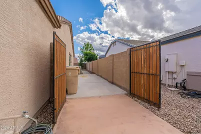 22939 W Papago Street, Buckeye, AZ 85326 - Photo 2