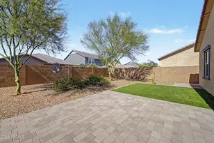 382 W Mammoth Cave Dr, San Tan Valley, AZ 85140 - Photo 4