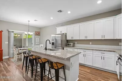 4931 S 11th Place, Phoenix, AZ 85040 - Photo 4