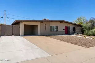 3941 E Mercer Ln, Phoenix, AZ 85028 - Photo 2