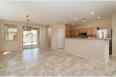 4026 W Kirkland Avenue, San Tan Valley, AZ 85144 - Photo 6