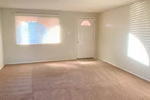 3510 E Ludlow Dr, Phoenix, AZ 85032 - Photo 2