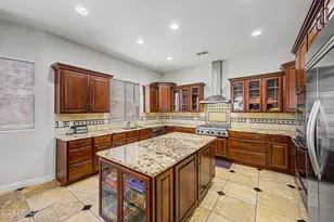 2316 W Villa Cassandra Dr, Phoenix, AZ 85086 - Photo 10