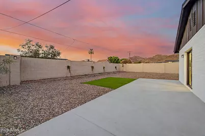 1018 E Ruth Avenue, Phoenix, AZ 85020 - Photo 8