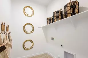 15024 W Desert Hollow Dr, Surprise, AZ 85387 - Photo 22